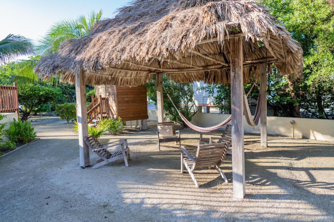 Bonita'S Apartment Caye Caulker Exterior photo